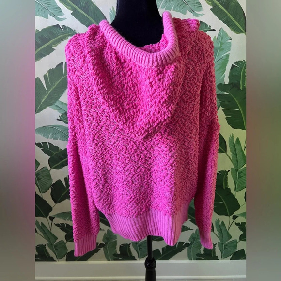 Vici Pol Pink Boucle Textured Hoodie Sweater Size M - Picture 6 of 7